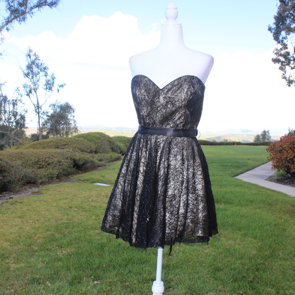 Black and Gold Sweetheart Dress.